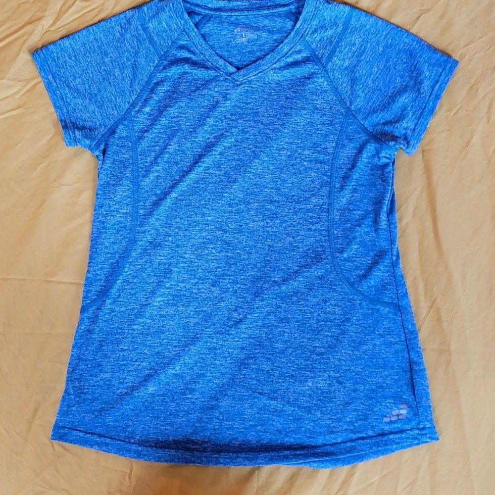 athletic girls blue shirt